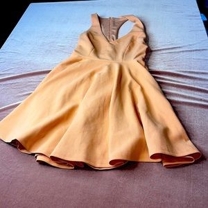 Pretty peach Lulus dress